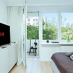 Comfy Saska Apartament